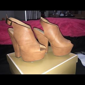 Steve madden brown wedges
